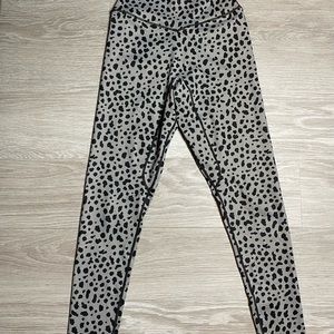 Balance Athletica Gray Leopard Print Legging New